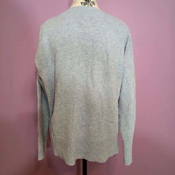Tahari 100% Cashmere crewneck sweater with pockets - Picture 2 of 11